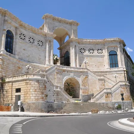 Konukevi Eva Luxury 2*